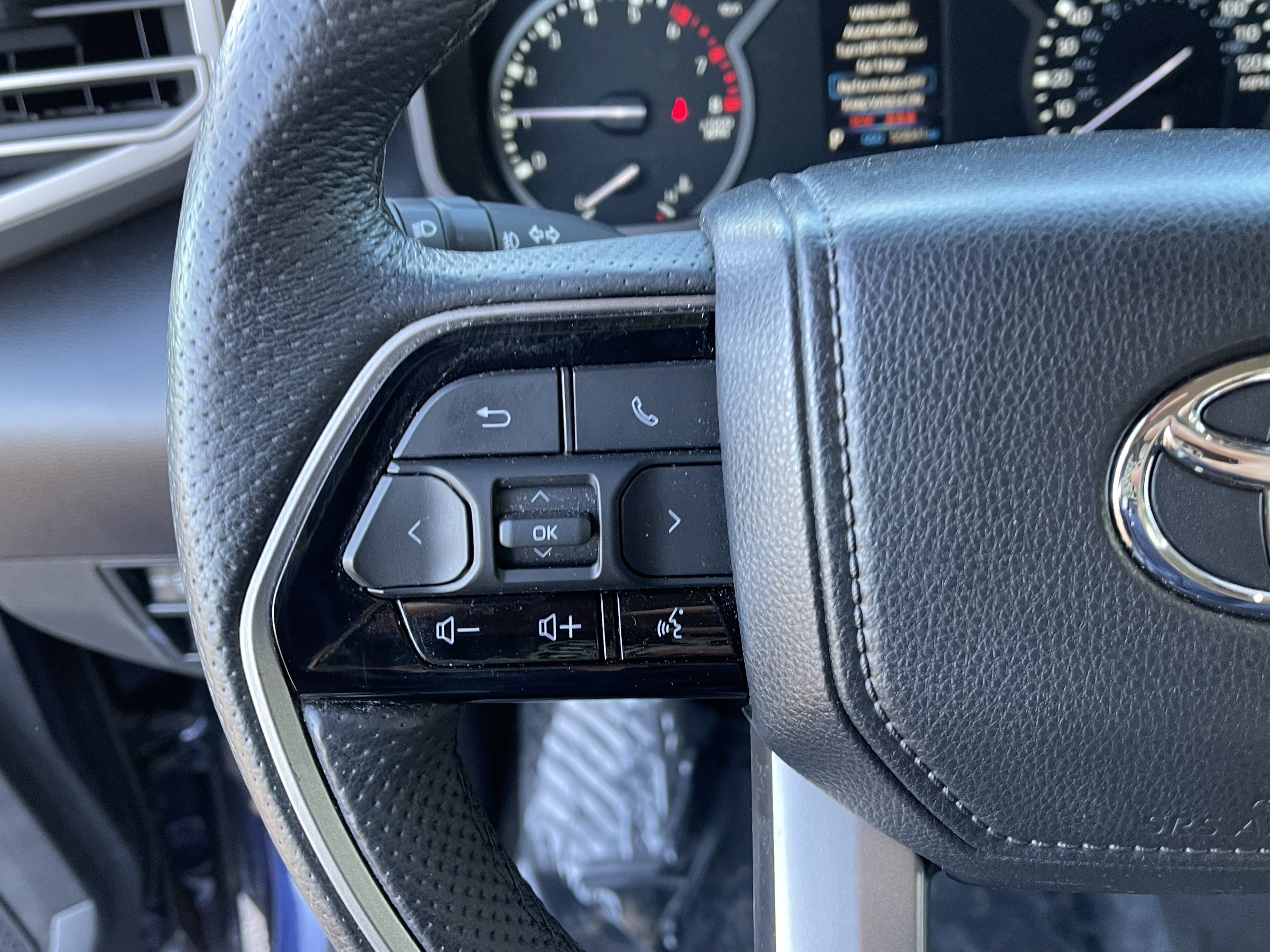 Used 2023 Toyota Tundra SR5 w/ SR5 Premium Package AWD/4WD image 22