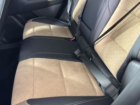 Used 2025 Chevrolet Equinox ACTIV image 13