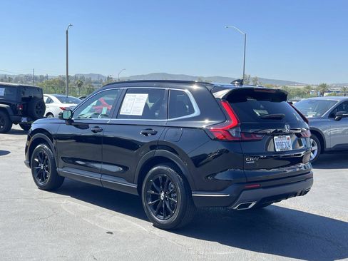 Used 2025 Honda CR-V Sport image 3