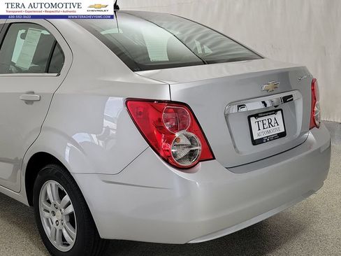 Used 2016 Chevrolet Sonic LT FWD image 6