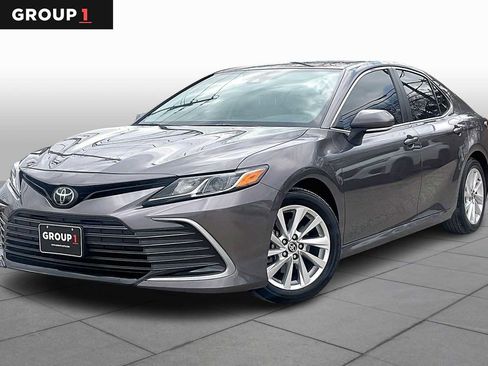 Used 2023 Toyota Camry LE w/ Convenience Package image 1
