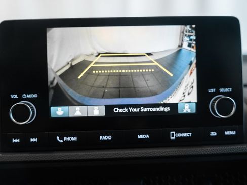 Used 2023 Honda CR-V EX image 39