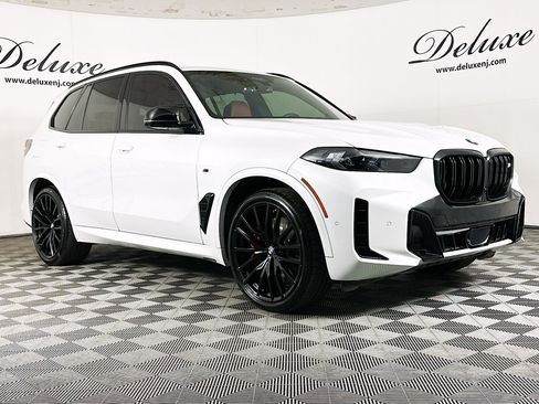 Used 2025 BMW X5 M60i AWD/4WD image 1