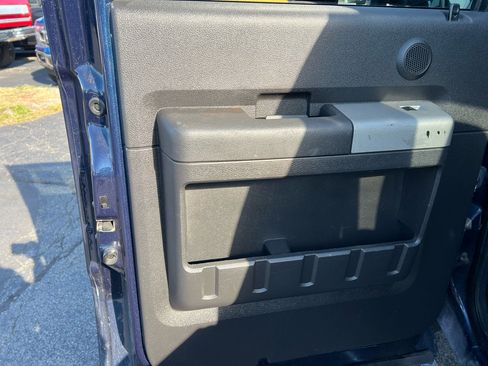 Used 2015 Ford F350 Lariat w/ Chrome Package image 12