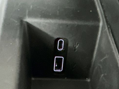 Used 2025 GMC Acadia Elevation image 26