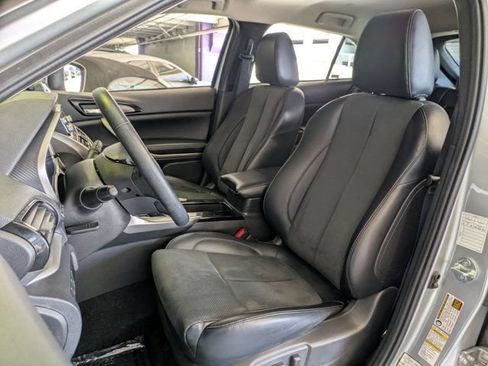 Used 2025 Mitsubishi Eclipse Cross AWD image 23
