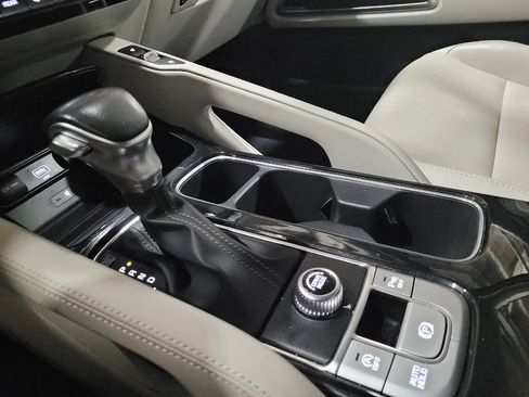Used 2022 Kia Telluride EX w/ EX Premium Package FWD image 26
