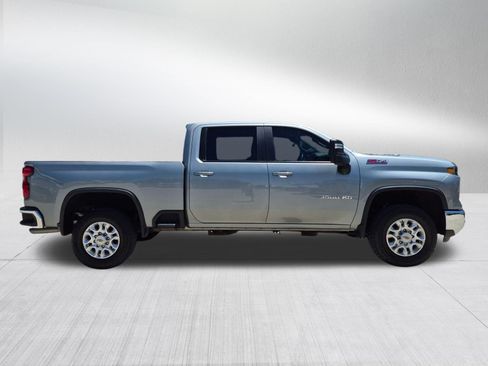 Used 2024 Chevrolet Silverado 3500 LT w/ All Star Edition AWD/4WD image 3