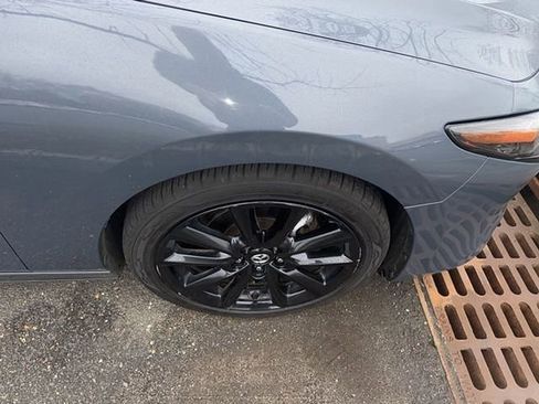 Used 2020 MAZDA MAZDA3 AWD Hatchback w/ Premium Pkg image 4