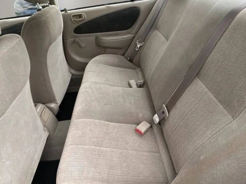 Used 2001 Toyota Corolla CE w/ Extra Value Pkg 1 FWD image 10