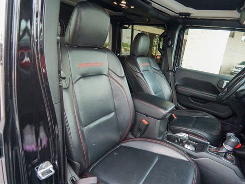 Used 2019 Jeep Wrangler Unlimited Rubicon AWD/4WD image 30