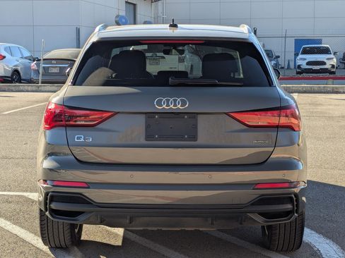 Used 2025 Audi Q3 2.0T Premium image 5