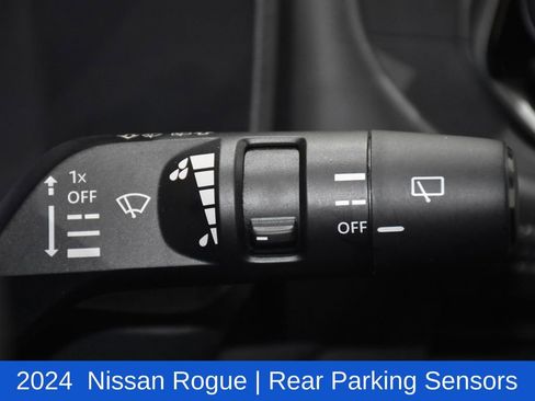 Used 2024 Nissan Rogue SV image 12