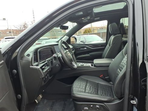 Certified 2023 Cadillac Escalade V w/ LPO, ONYX Package AWD/4WD image 22