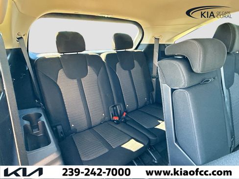 New 2026 Kia Sorento LX FWD image 18