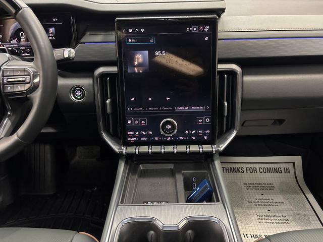 Used 2025 GMC Acadia AT4 w/ Super Cruise Package AWD/4WD image 13