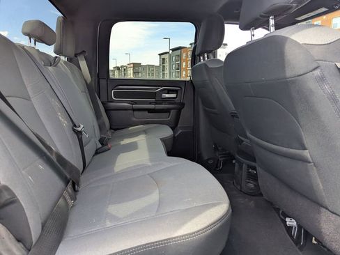 Used 2024 RAM 2500 Big Horn AWD/4WD image 33