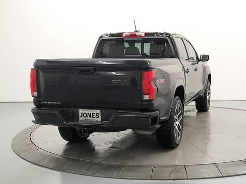 Used 2023 Chevrolet Colorado Z71 w/ Z71 Convenience Package 2 AWD/4WD image 6