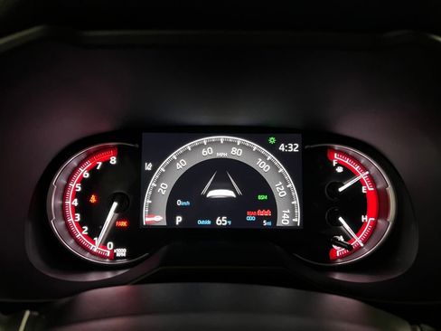 New 2025 Toyota RAV4 LE image 30