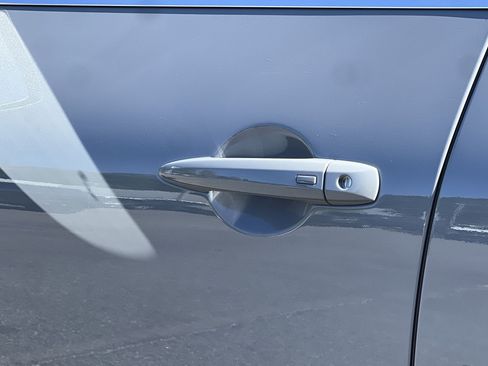 New 2026 Nissan Pathfinder Platinum image 27