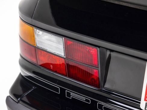 Used 1989 Porsche 944 Turbo RWD image 28