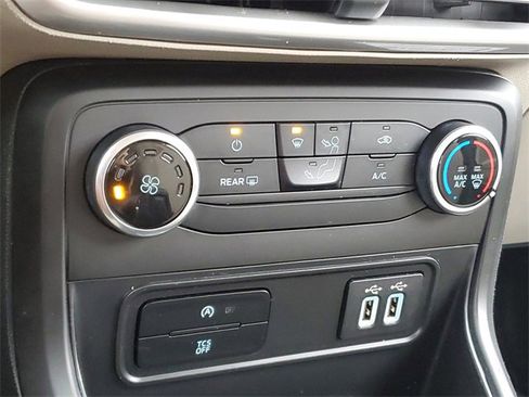 Used 2022 Ford EcoSport S image 20