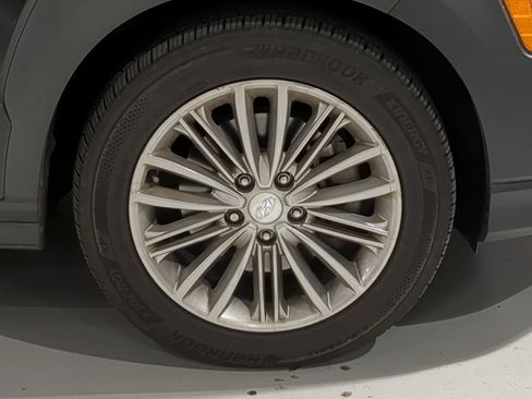 Used 2020 Hyundai Kona SEL Plus AWD/4WD image 6