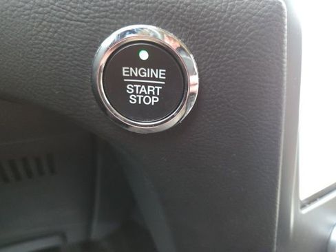 Used 2022 Ford Edge SEL w/ Convenience Package image 23