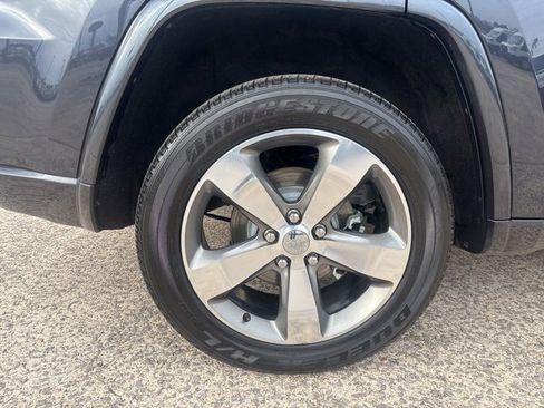 Used 2016 Jeep Grand Cherokee Overland image 30