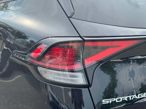 Used 2023 Kia Sportage X-Line w/ X-Line Premium Package AWD/4WD image 9