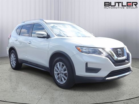 Used 2018 Nissan Rogue SV FWD image 8