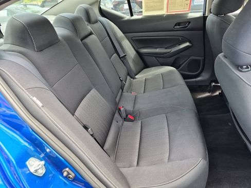 Used 2025 Nissan Altima 2.5 SV AWD/4WD image 30