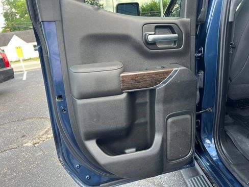 Used 2020 GMC Sierra 1500 SLE w/ X31 Off-Road Package AWD/4WD image 26