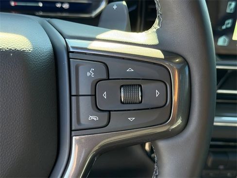 Certified 2025 Chevrolet Silverado 1500 High Country w/ Technology Package image 25