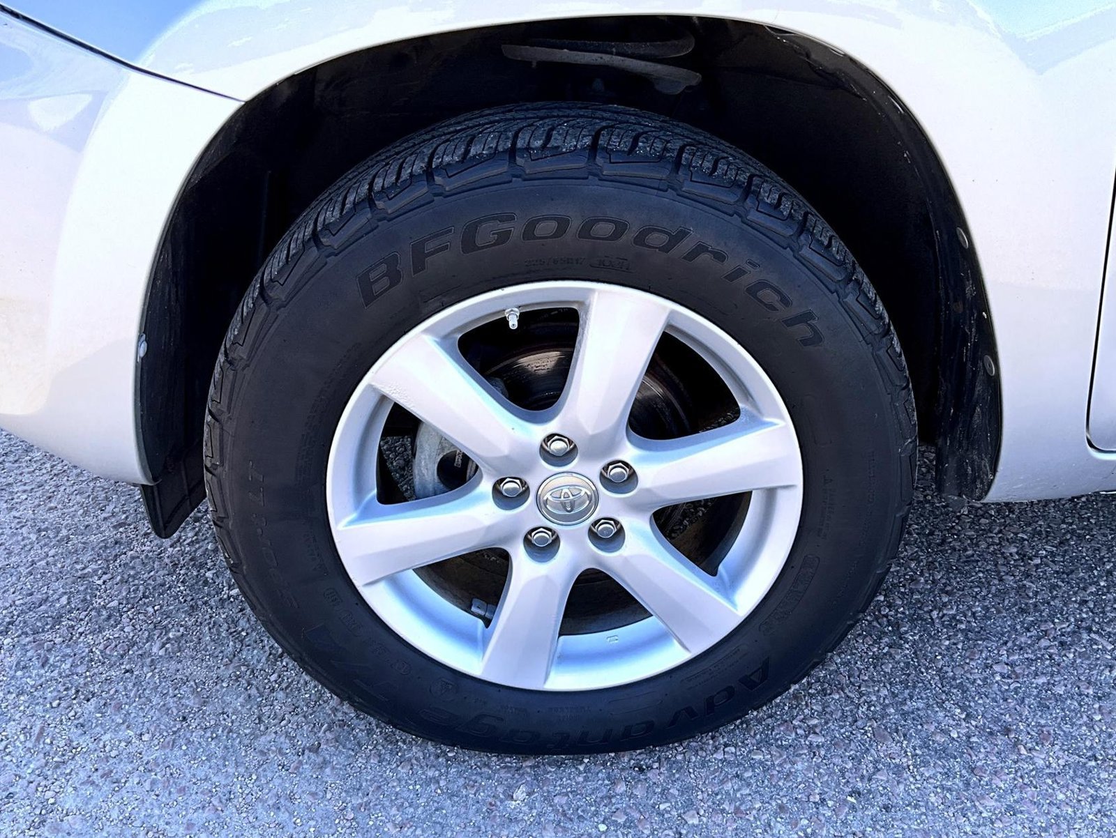 Used 2007 Toyota RAV4 Limited FWD image 23