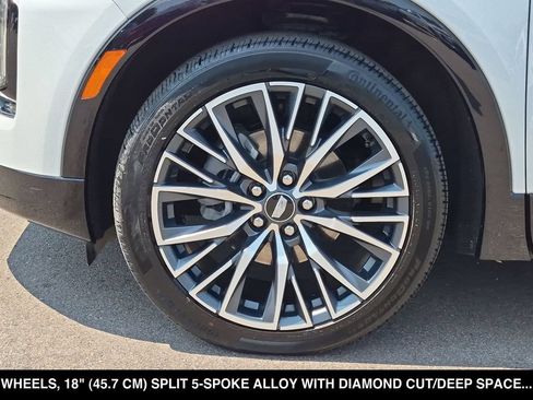 Used 2024 Cadillac XT4 Sport AWD/4WD image 16
