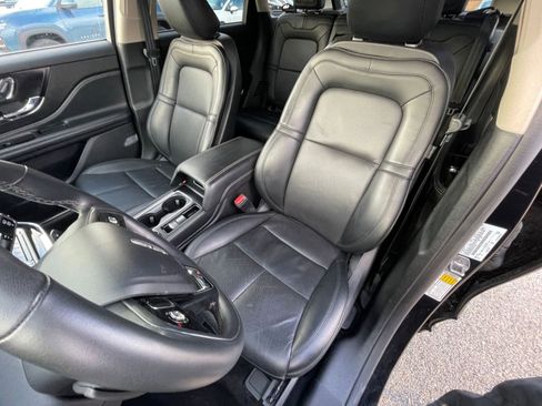 Used 2024 Lincoln Corsair Reserve image 37