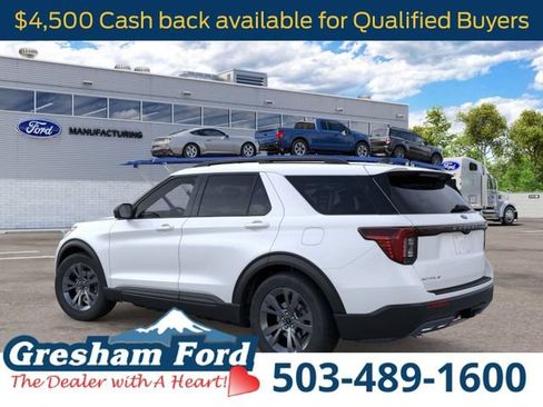 New 2026 Ford Explorer Active w/ Active Comfort Package AWD/4WD image 4