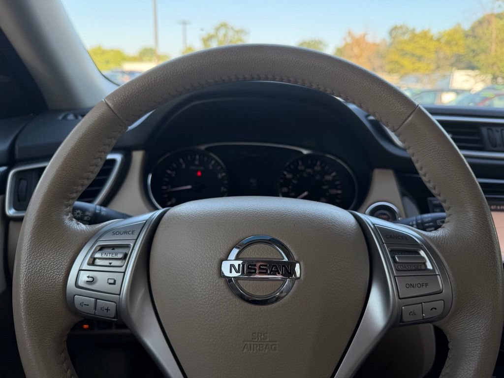 Used 2015 Nissan Rogue SL w/ SL Premium Package AWD/4WD image 16