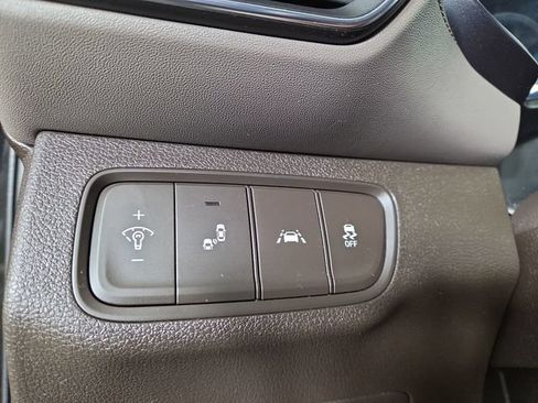 Used 2020 Hyundai Santa Fe SEL FWD image 28