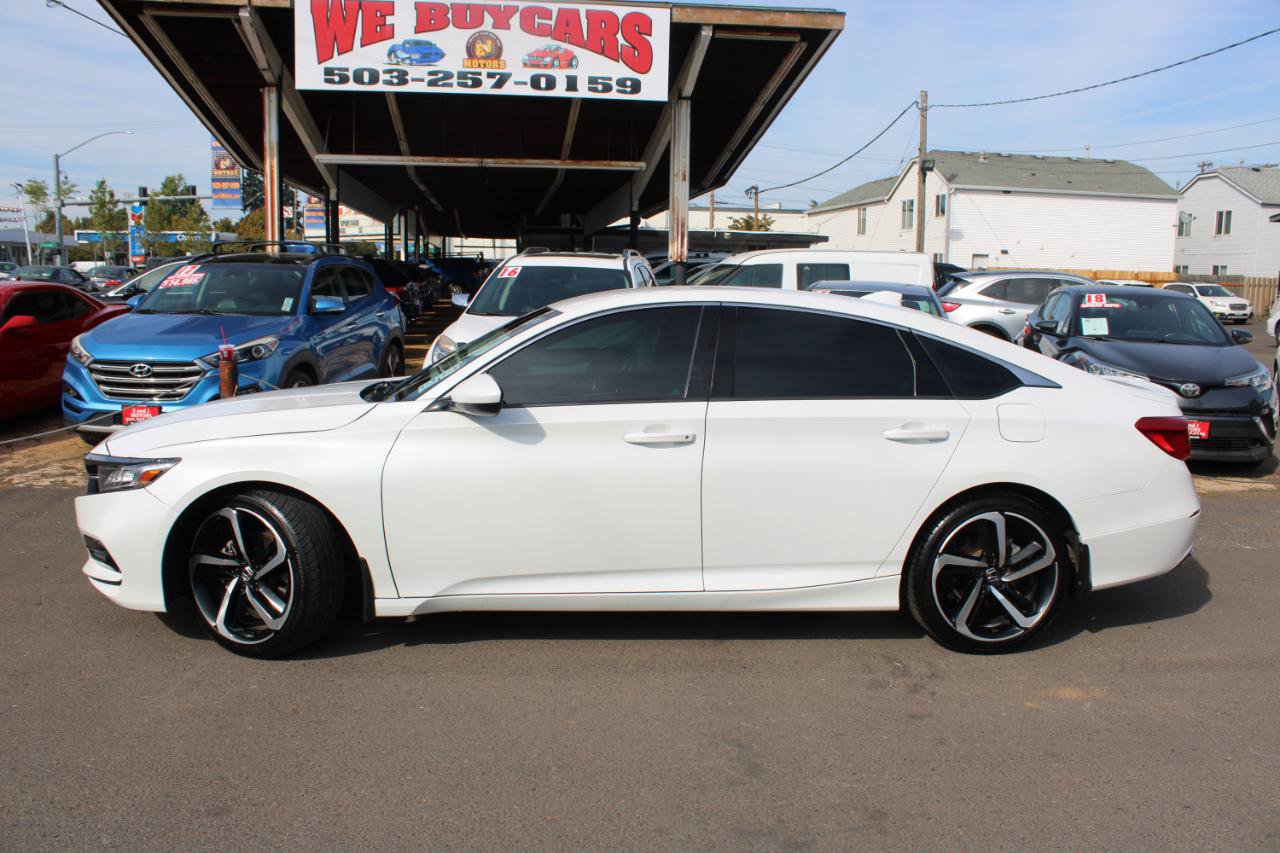 Used 2018 Honda Accord Sport image 4