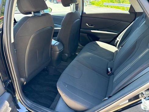 Certified 2023 Hyundai Elantra SEL w/ Convenience Package FWD image 14