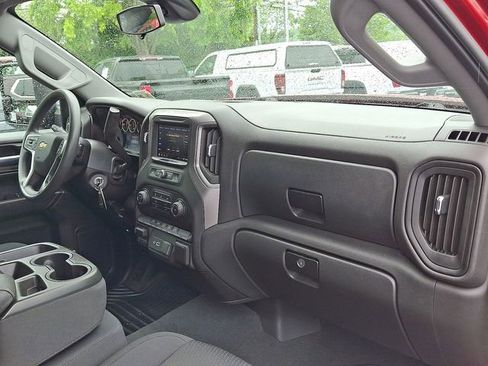 Used 2021 Chevrolet Silverado 1500 Custom w/ Safety Confidence Package AWD/4WD image 17