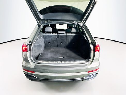 Used 2021 Audi Q3 2.0T Premium w/ Convenience Package image 31