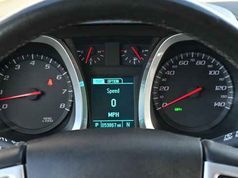 Used 2017 Chevrolet Equinox Premier w/ Enhanced Convenience Package image 22