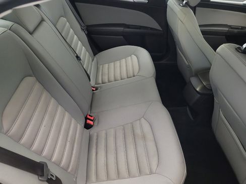 Used 2013 Ford Fusion S image 19