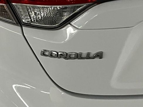 Used 2023 Toyota Corolla SE image 35