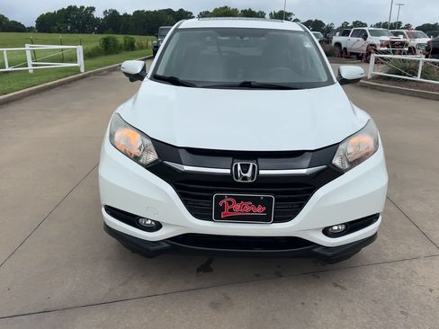 Used 2016 Honda HR-V EX image 4