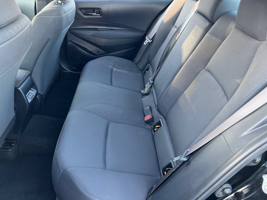 Used 2024 Toyota Corolla LE FWD image 12