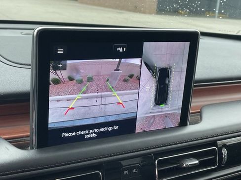 Used 2024 Lincoln Aviator Reserve image 15